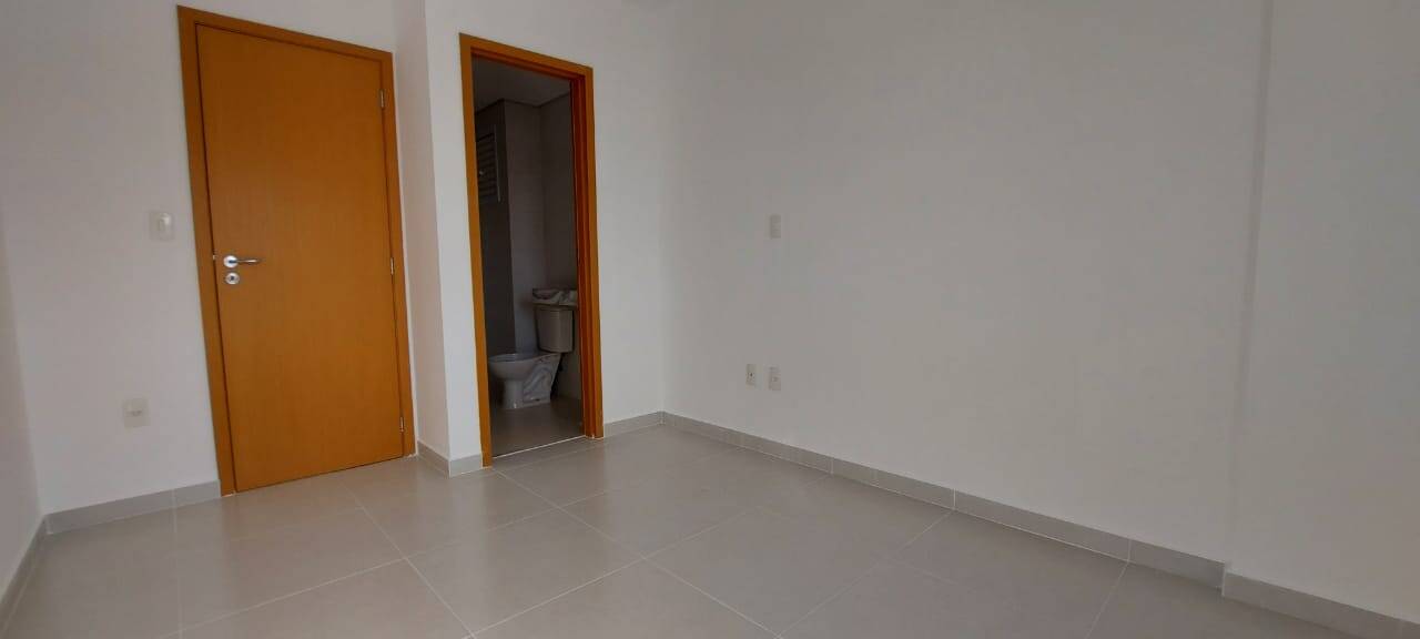 Apartamento à venda com 2 quartos, 66m² - Foto 25