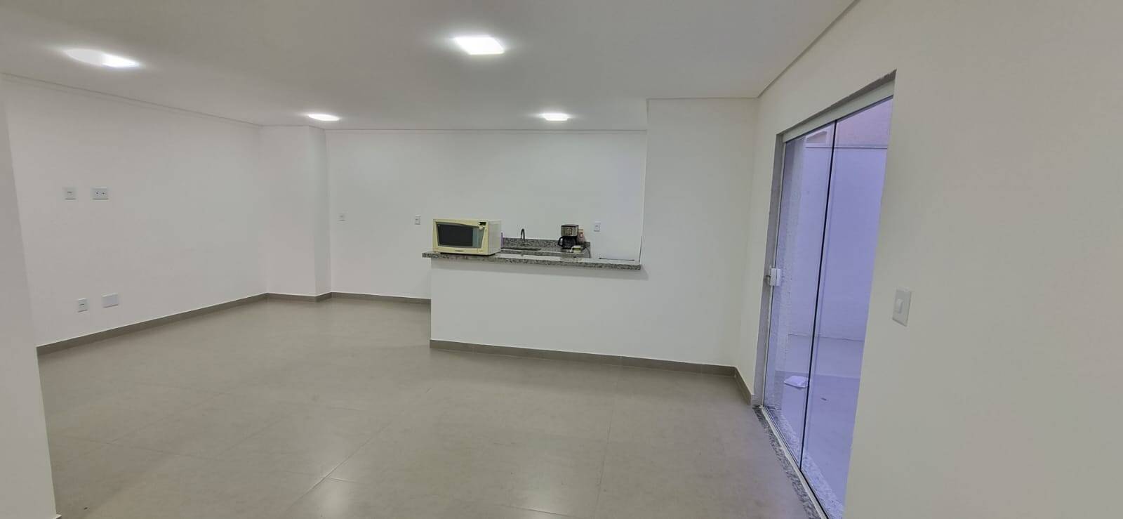 Apartamento à venda com 2 quartos, 58m² - Foto 7