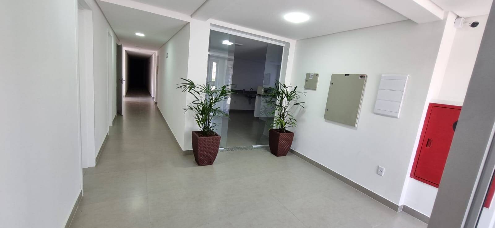 Apartamento à venda com 2 quartos, 58m² - Foto 4