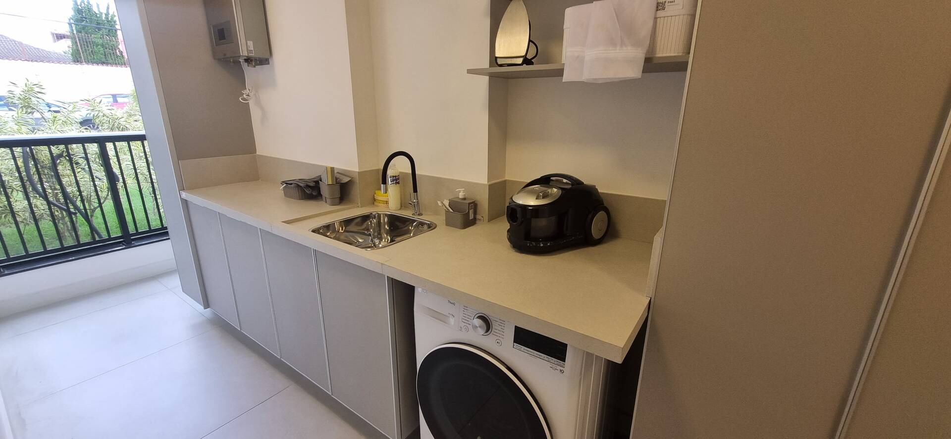 Apartamento à venda com 3 quartos, 83m² - Foto 15