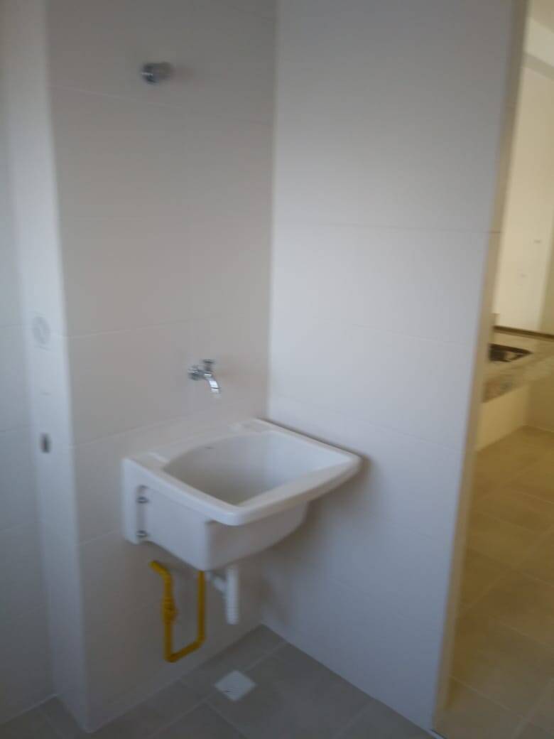 Apartamento à venda com 2 quartos, 68m² - Foto 52