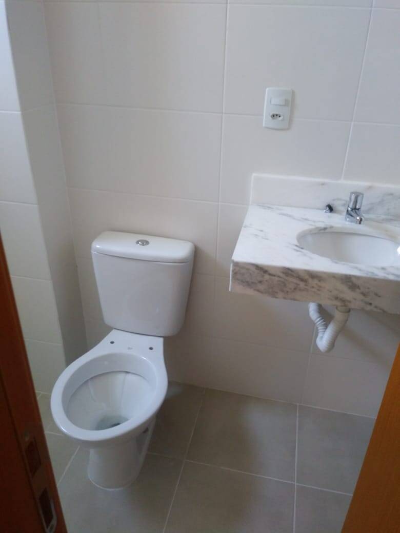 Apartamento à venda com 2 quartos, 68m² - Foto 58